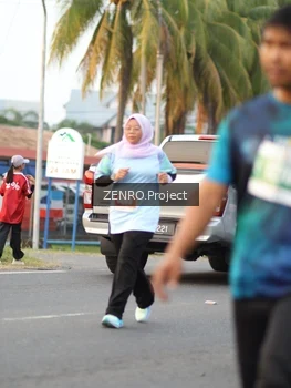 Runner Photo 4387856