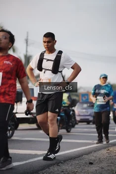 Runner Photo 4387857