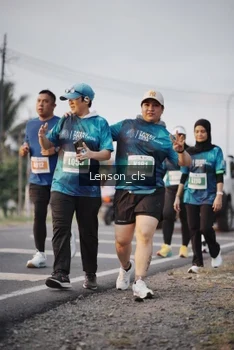 Runner Photo 4387859