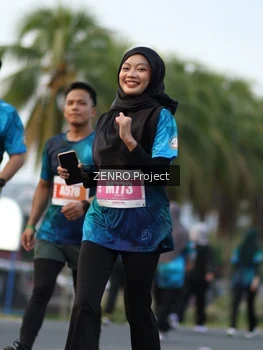 Runner Photo 4387860