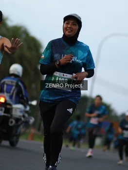 Runner Photo 4387863