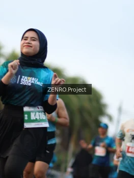 Runner Photo 4387871