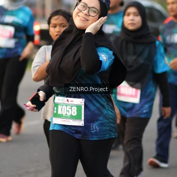 Runner Photo 4387885