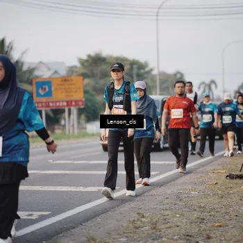 Runner Photo 4387887