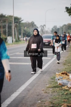Runner Photo 4387908