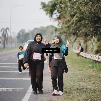 Runner Photo 4387935