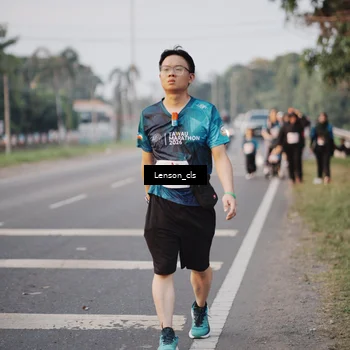 Runner Photo 4387943