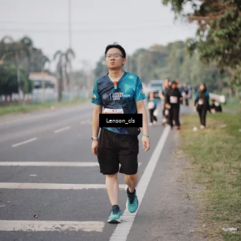 Runner Photo 4387957