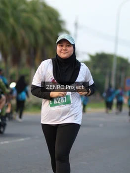 Runner Photo 4387977