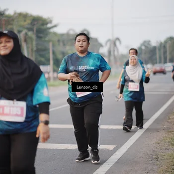 Runner Photo 4387980