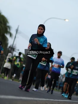 Runner Photo 4388023