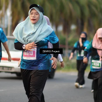 Runner Photo 4388128