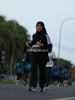 Runner Photo 4388137