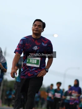 Runner Photo 4388155