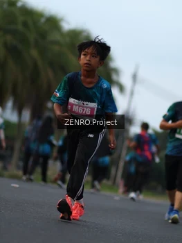 Runner Photo 4388173