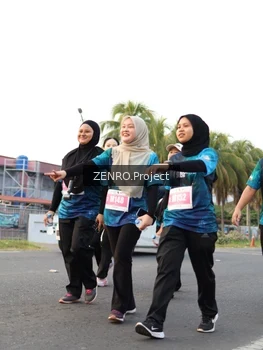Runner Photo 4388191