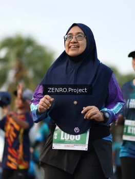 Runner Photo 4388383