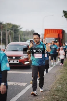 Runner Photo 4388397