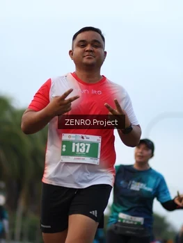 Runner Photo 4388440