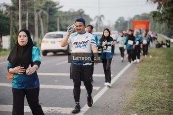 Runner Photo 4388446