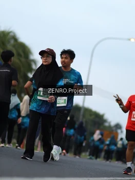 Runner Photo 4388482