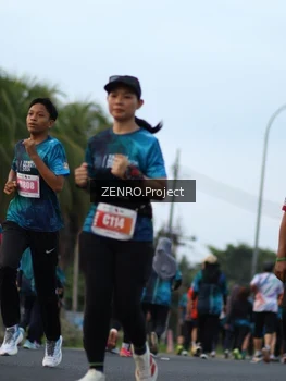 Runner Photo 4388493
