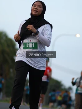 Runner Photo 4388497
