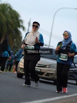 Runner Photo 4388571