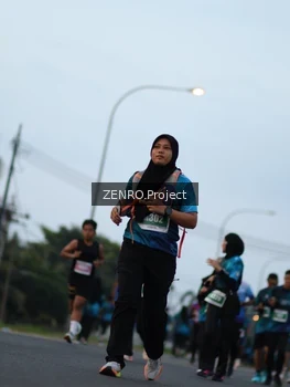 Runner Photo 4388591