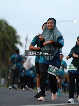 Runner Photo 4388605