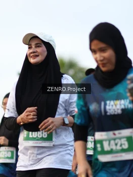 Runner Photo 4388612