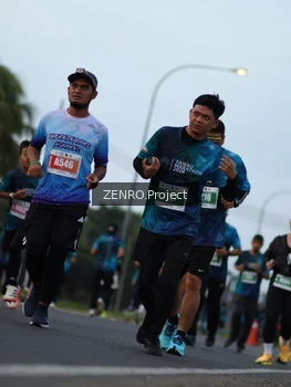 Runner Photo 4388625