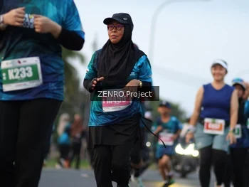 Runner Photo 4388627