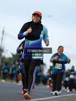 Runner Photo 4388648