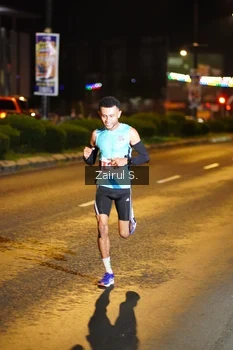 Runner Photo 4388700