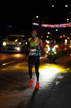Runner Photo 4388755