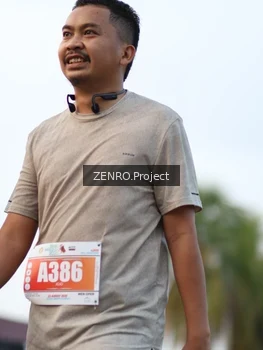 Runner Photo 4388783