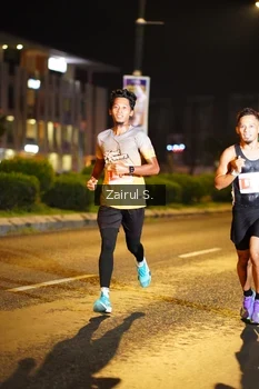 Runner Photo 4388793