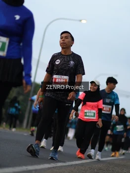 Runner Photo 4388808