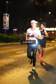 Runner Photo 4388813