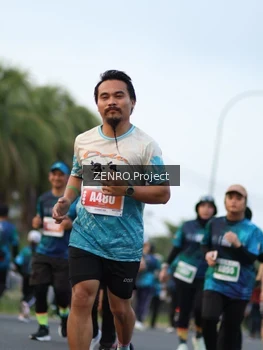 Runner Photo 4388859