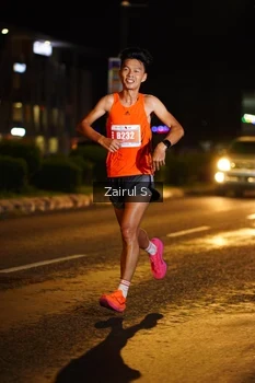 Runner Photo 4388880