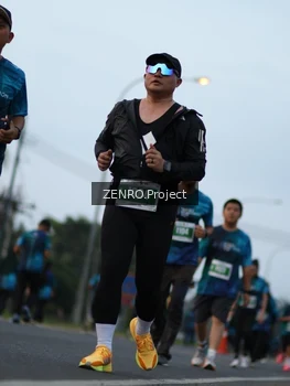 Runner Photo 4388916