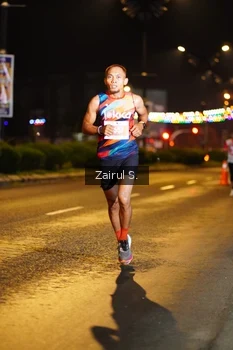 Runner Photo 4389035