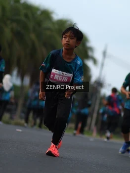 Runner Photo 4389061