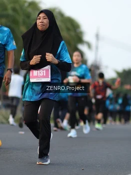 Runner Photo 4389070