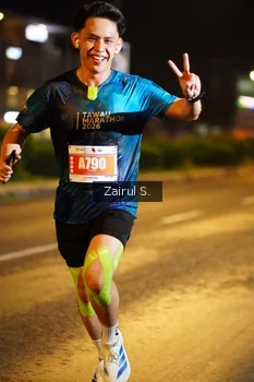 Runner Photo 4389090