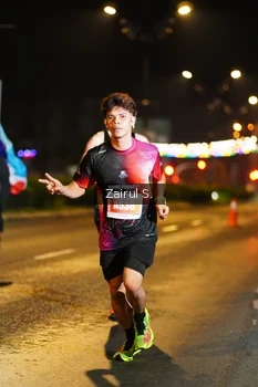 Runner Photo 4389136
