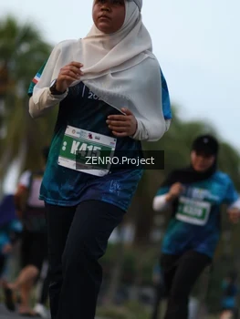 Runner Photo 4389149