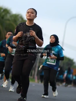 Runner Photo 4389177